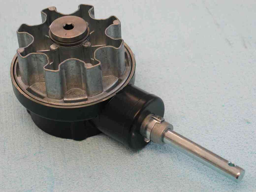 Kegelradgetriebe 4,4:1 für Ø 78 mm Welle